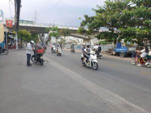 SIÊU HIẾM , BÁN NHANH GIẢM MẠNH ,BÁN ĐẤT BẾN VĂN CẤM, Q.7, 900 M2, ĐẤT THỔ CƯ TẶNG 70 PHÒNG TRỌ, THU NHẬP 2.4 TỶ, CHỈ 38 TỶ .